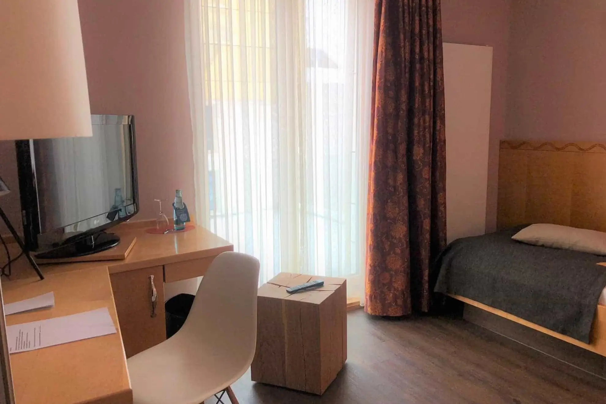 Hotel Gude - Hotelzimmer S